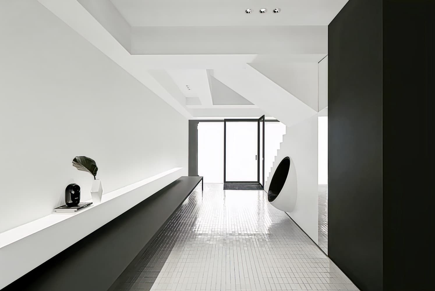 Hotel Mono (SG Clean)