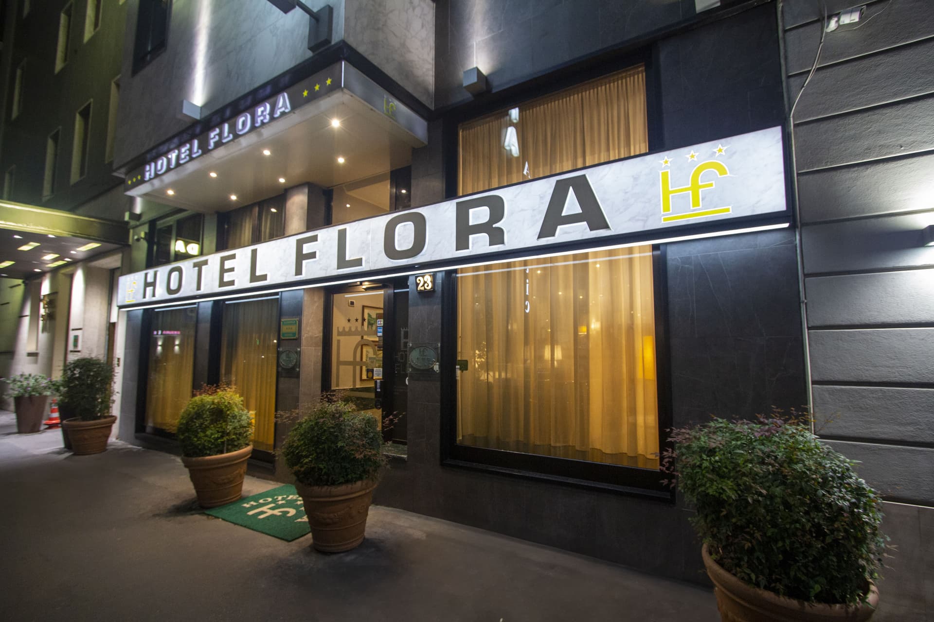 Hotel Flora