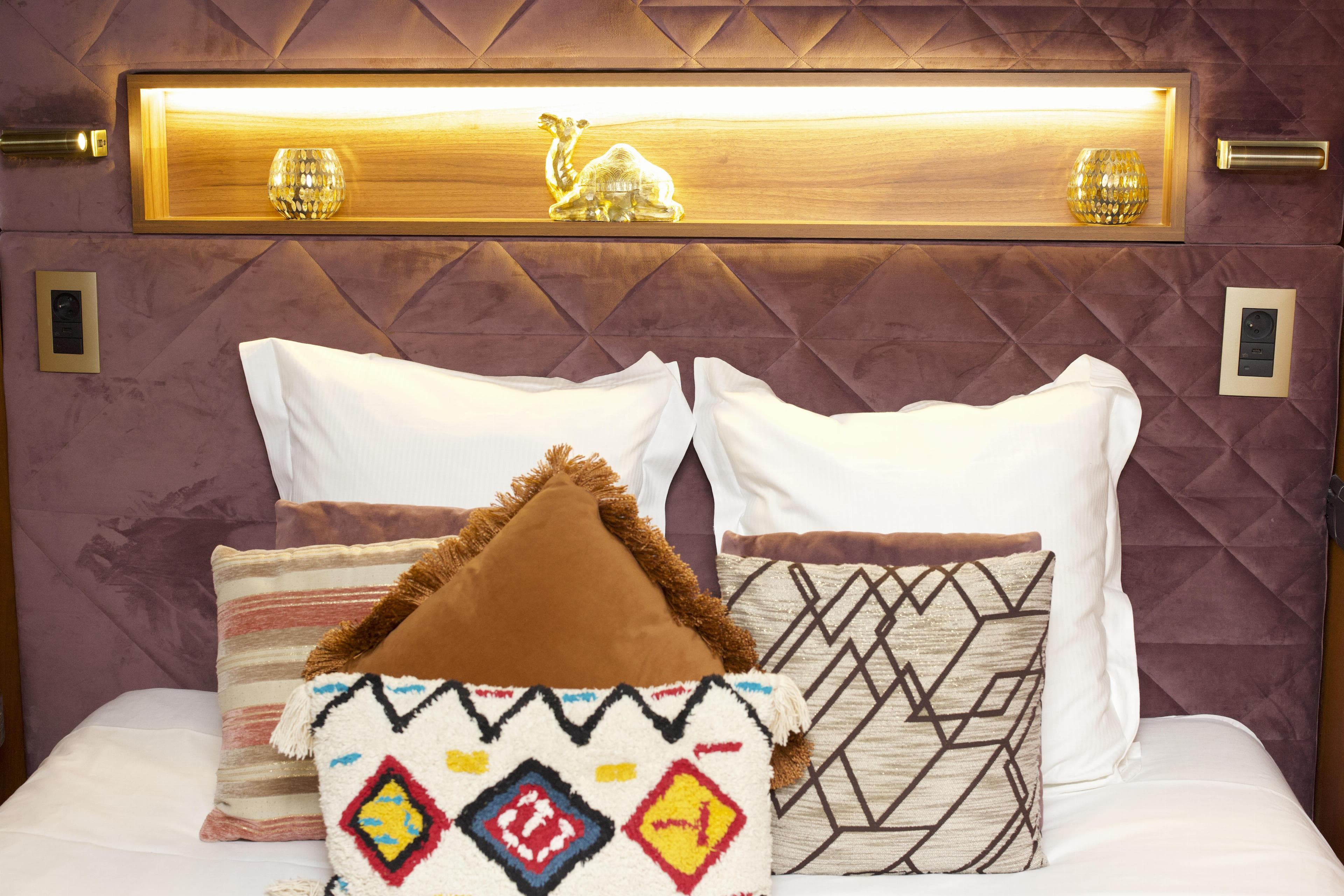 VIP Paris Yacht Hôtel