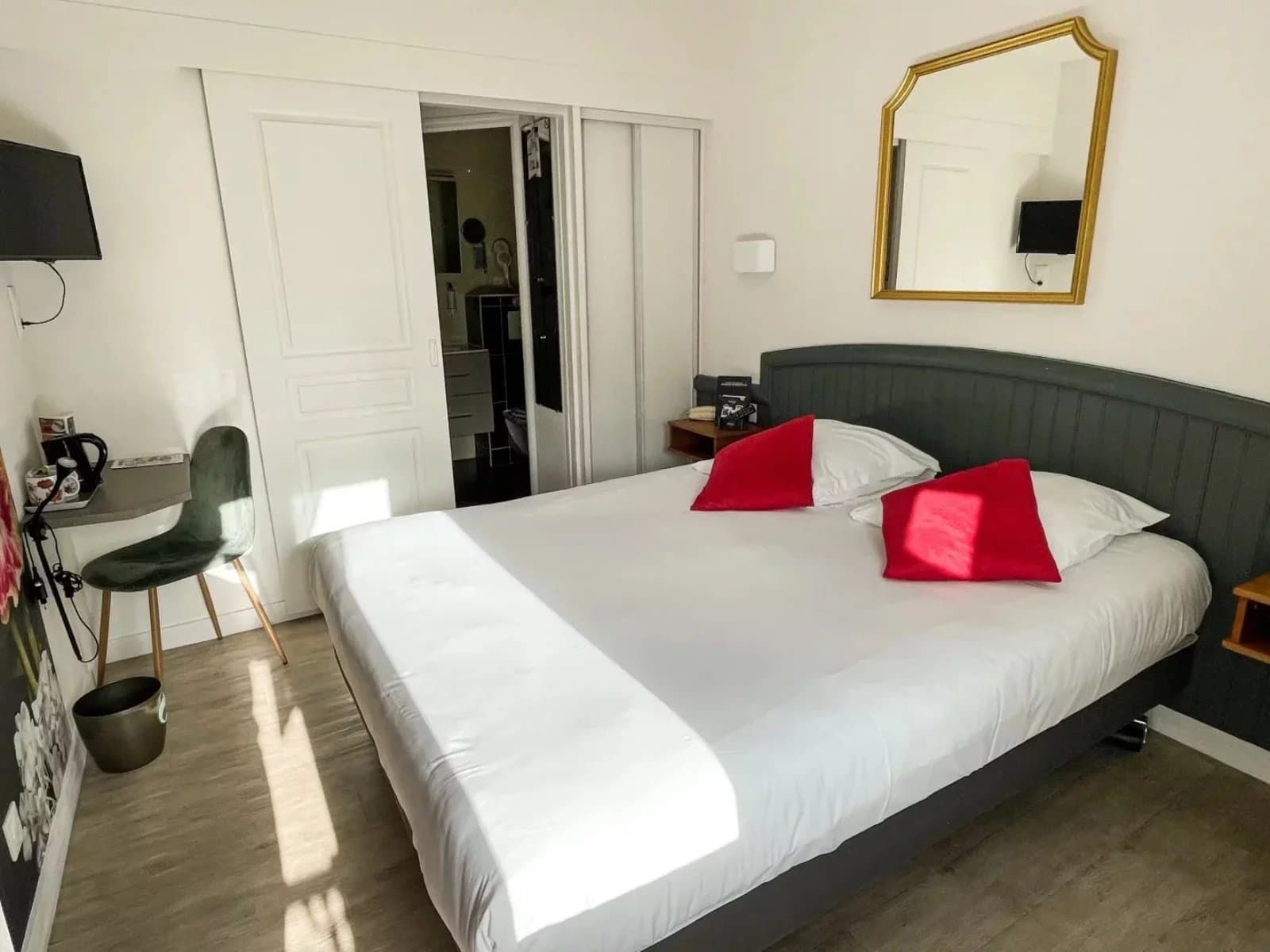 Garden Hotel Rennes Centre Gare