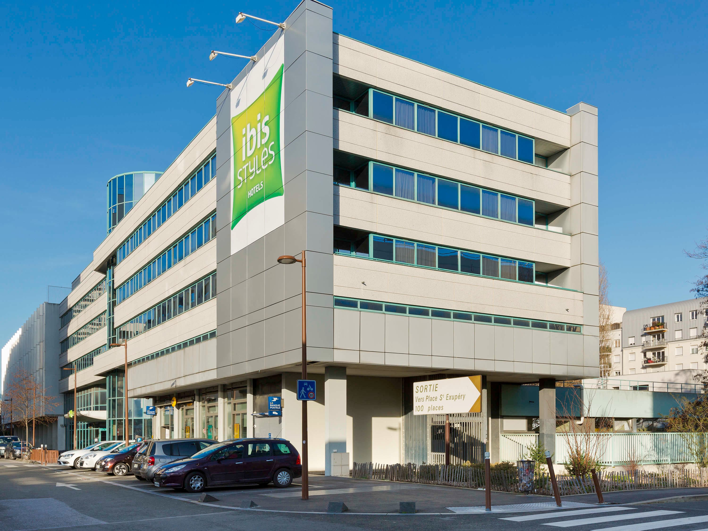Ibis Styles Massy Opéra