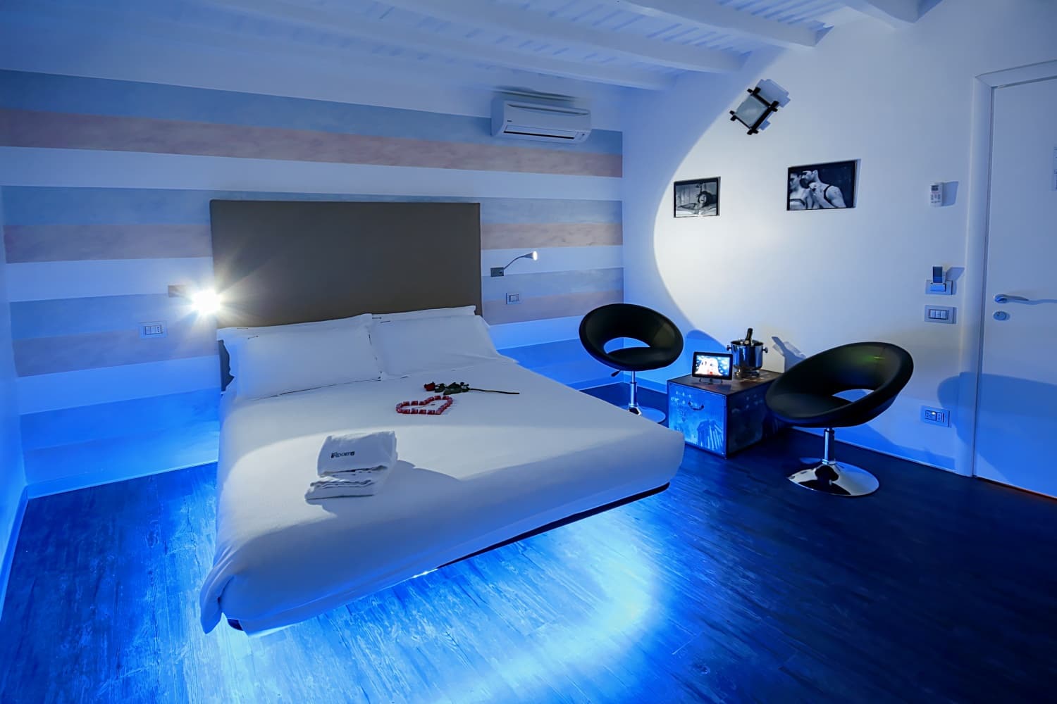 iRooms Spanish Steps