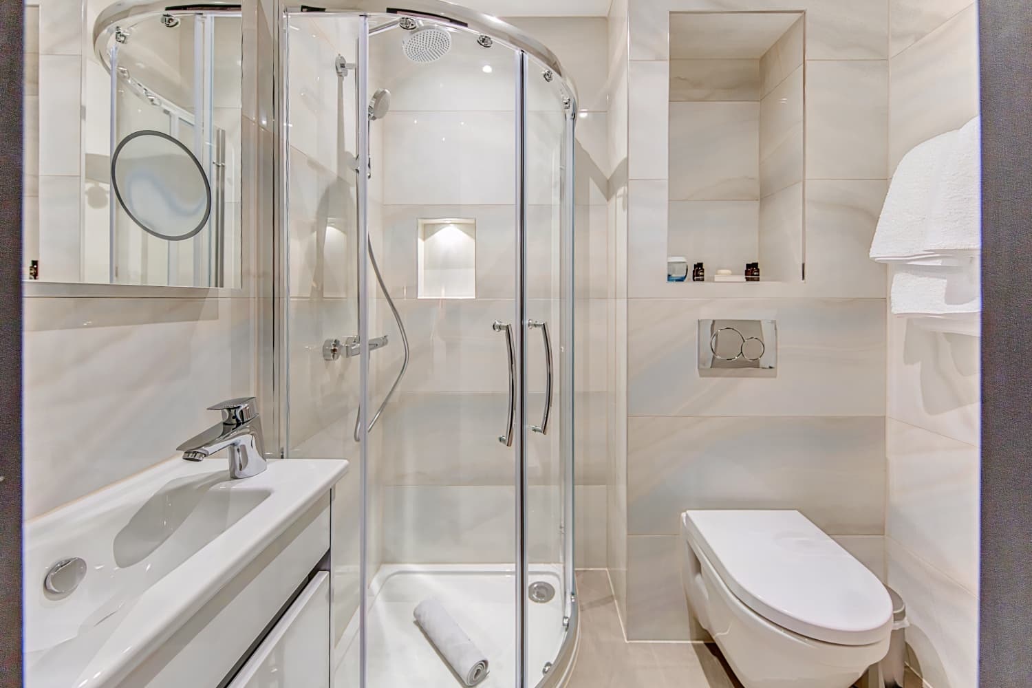 The Crescent Hyde Park