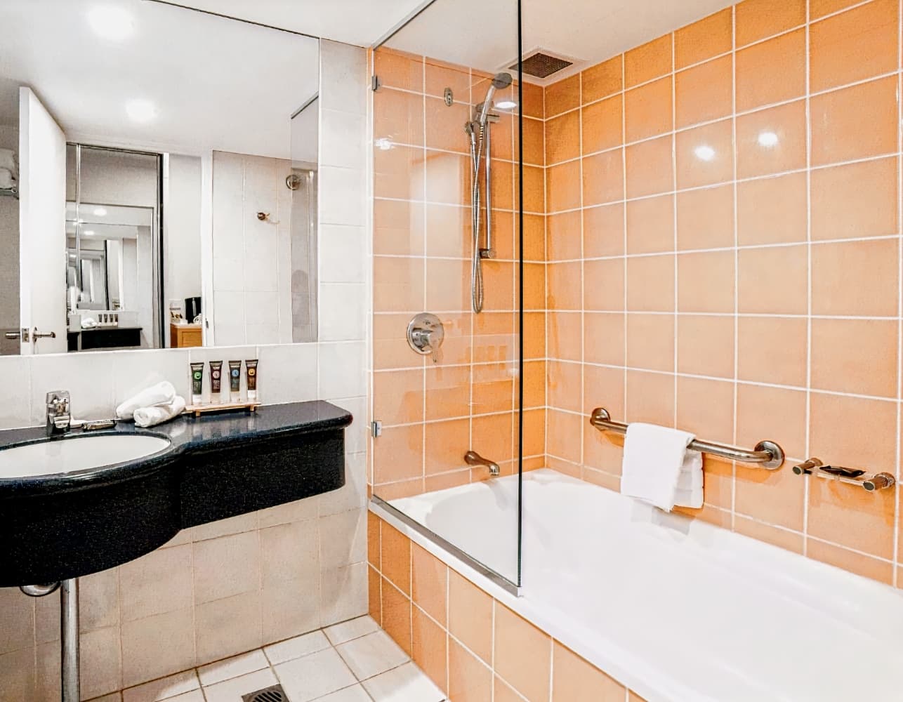 Novotel Cairns Oasis Resort