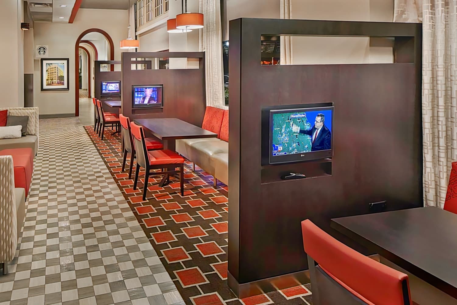 Courtyard by Marriott St. Petersburg Downtown