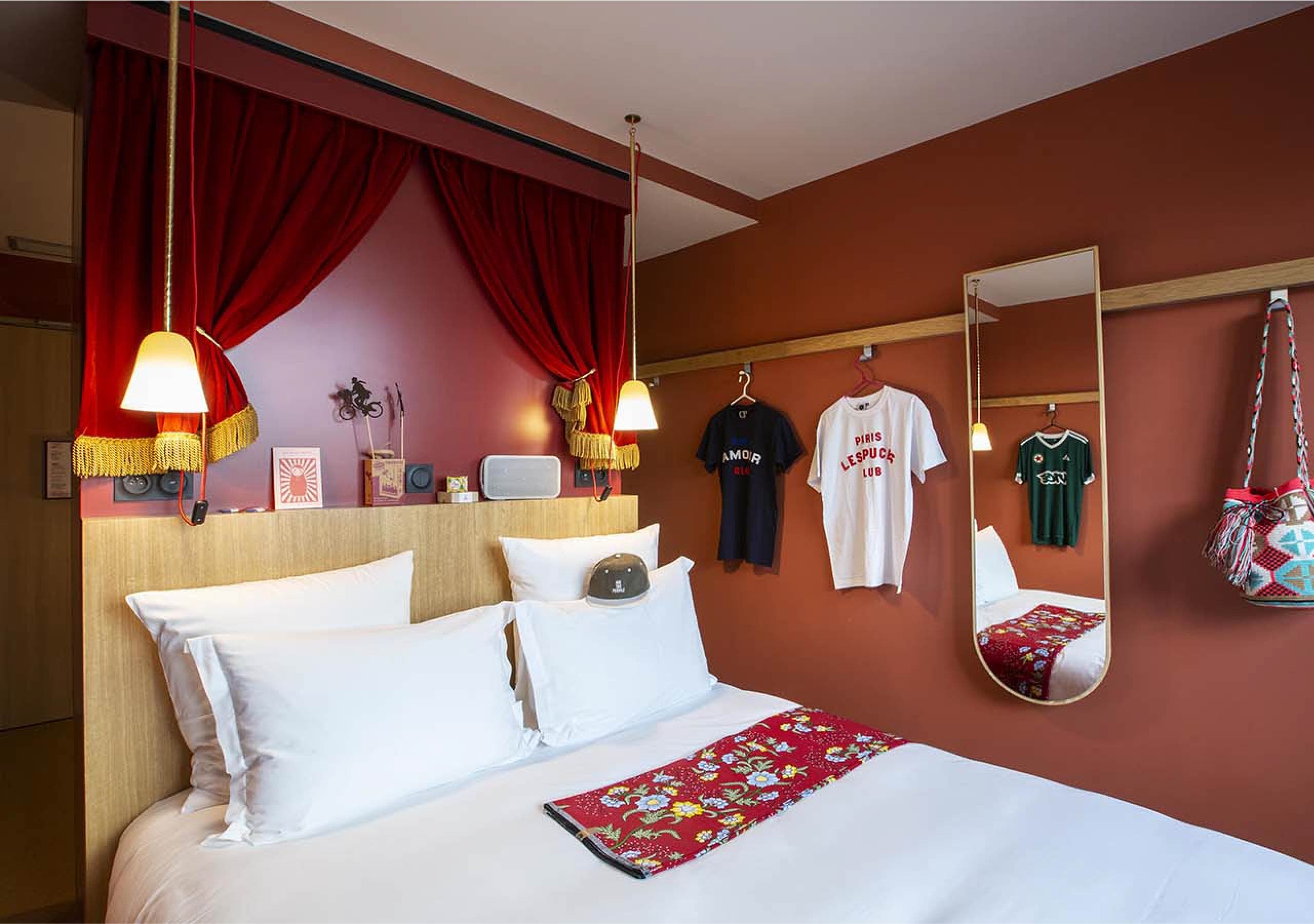 MOB Hôtel Paris Les Puces