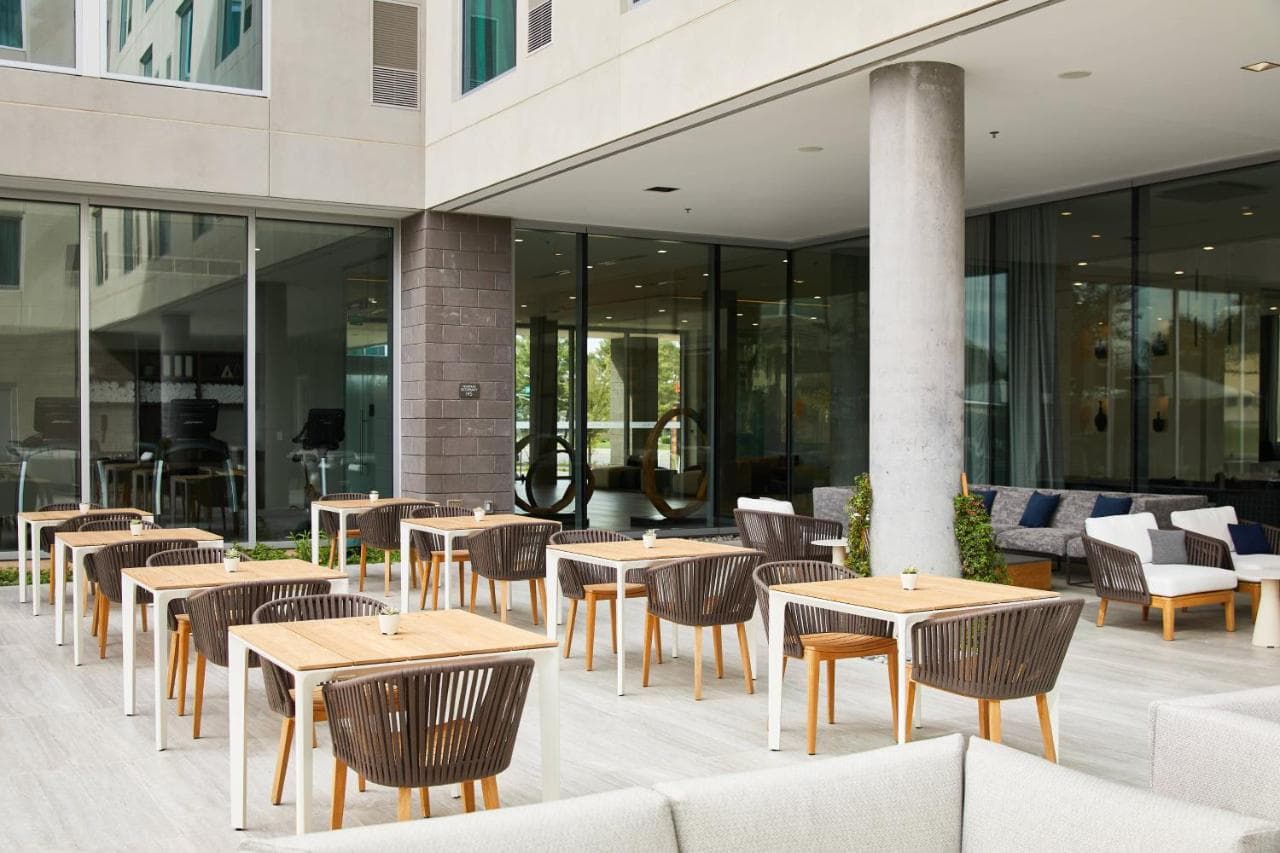 AC Hotel by Marriott Phoenix Biltmore