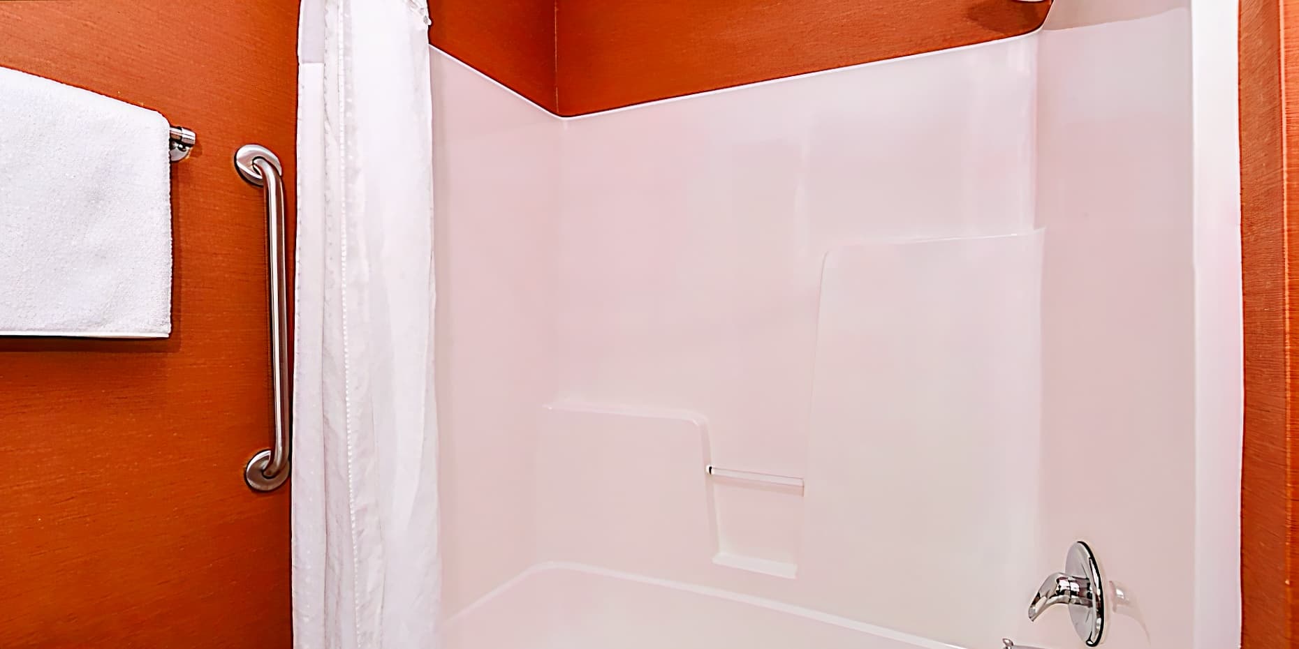 Holiday Inn Express Hotel & Suites Dayton-Centerville