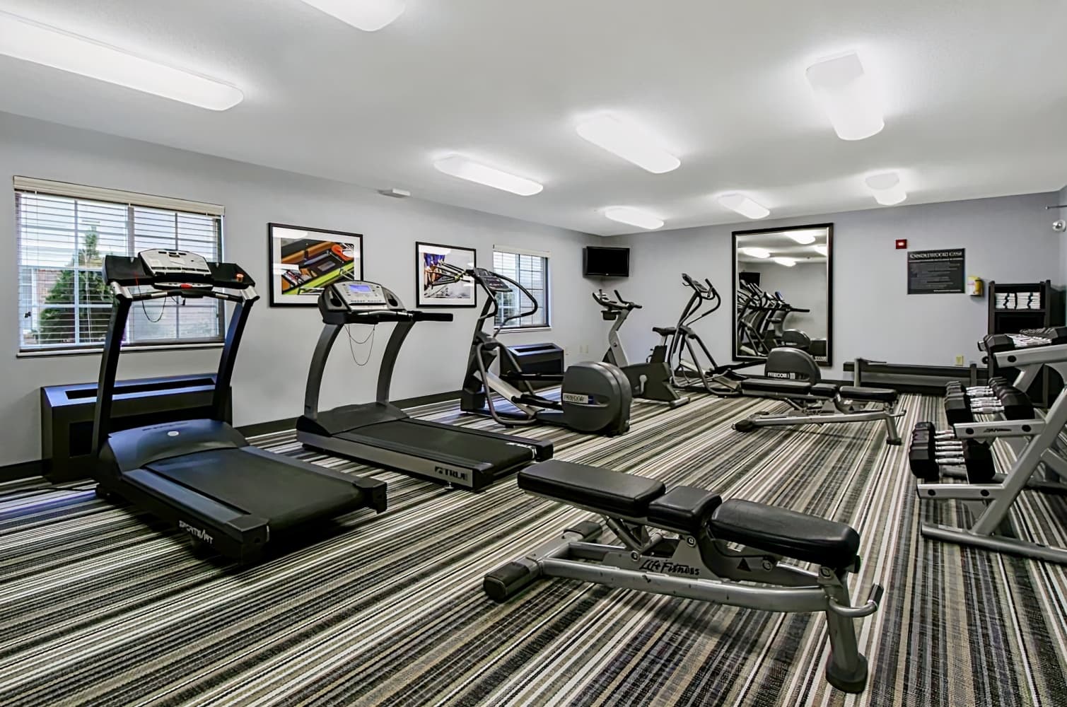 Candlewood Suites Rogers