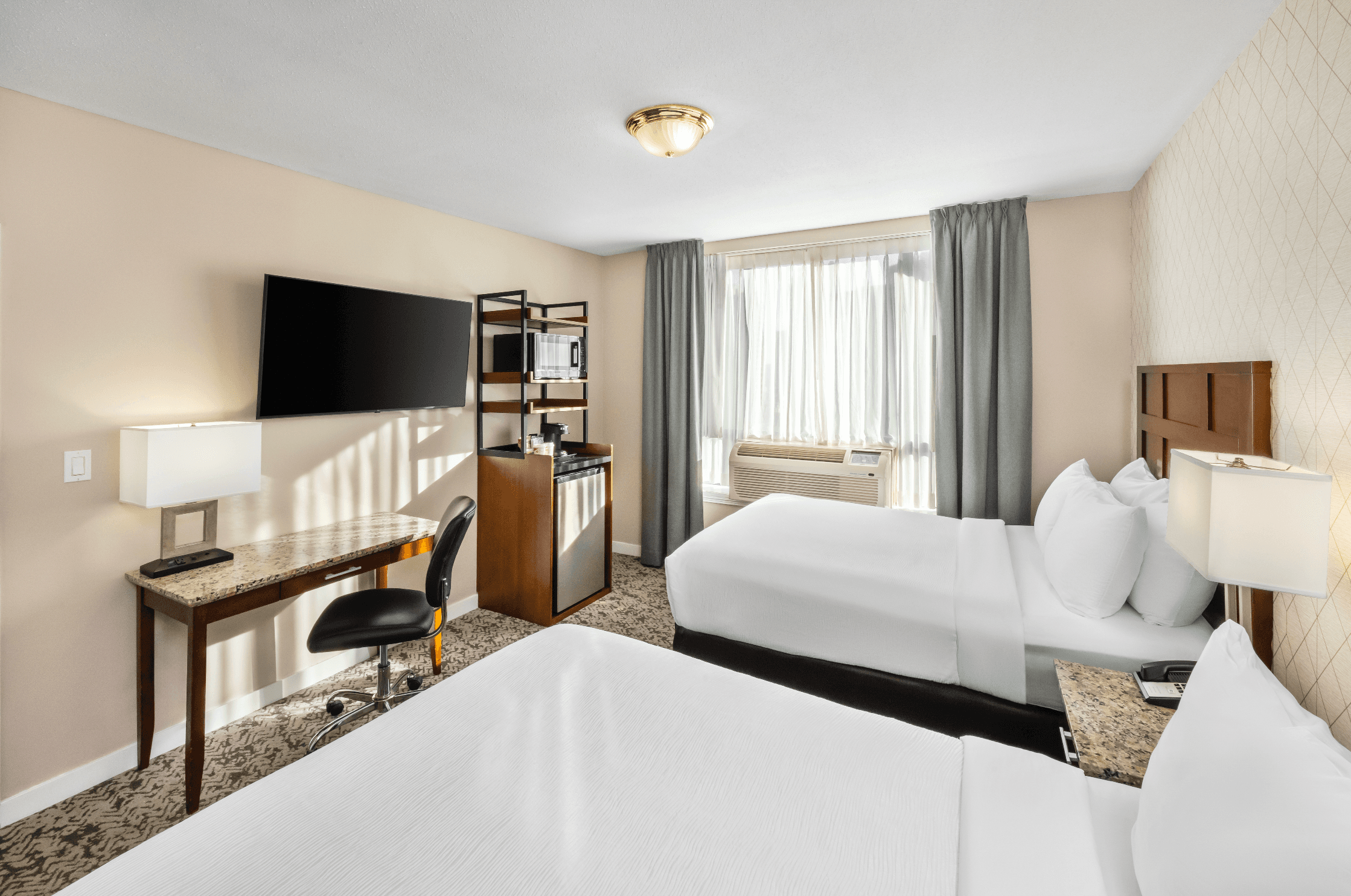 Quality Inn & Suites Downtown Vancouver