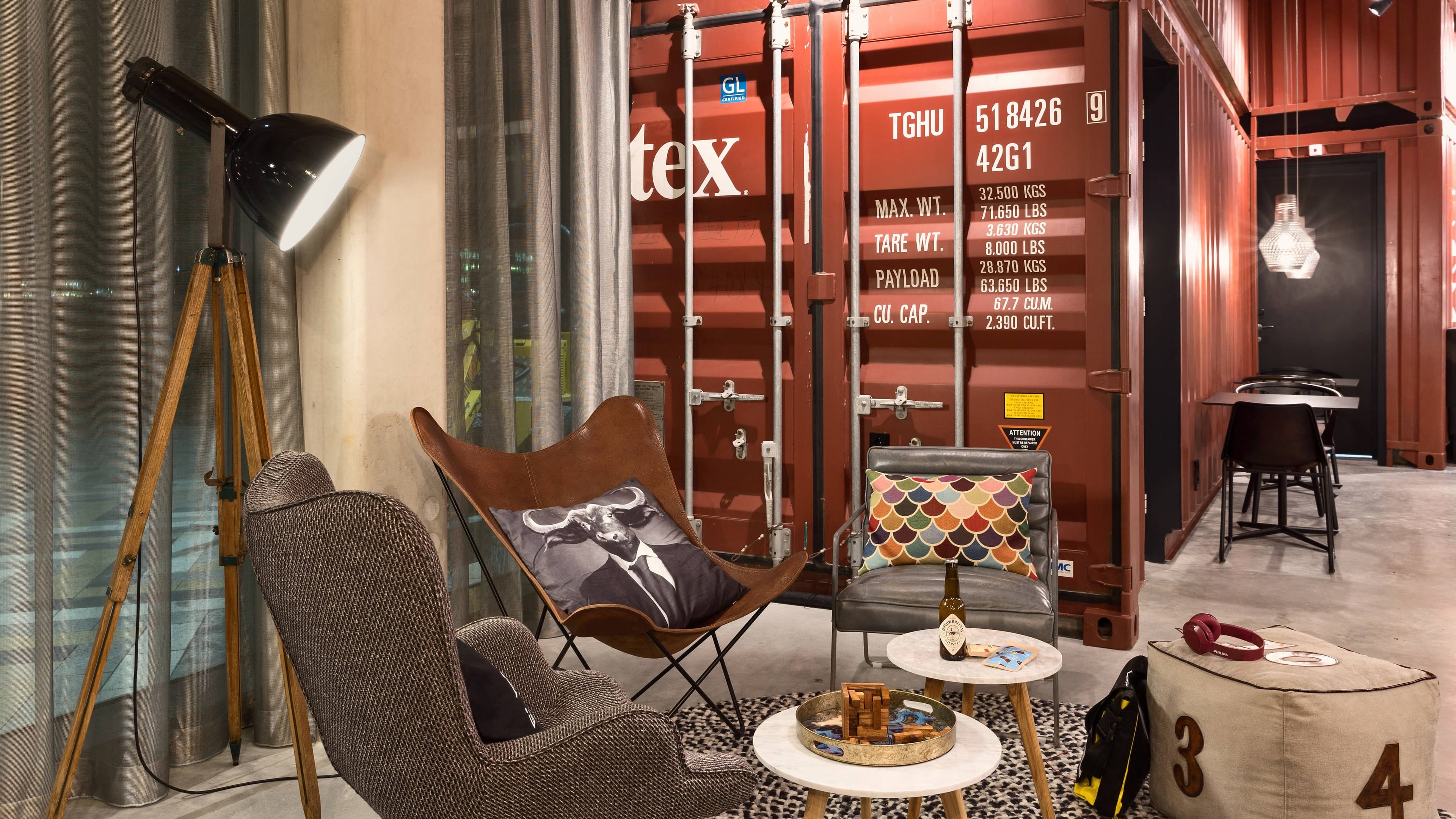 Moxy Amsterdam Houthavens