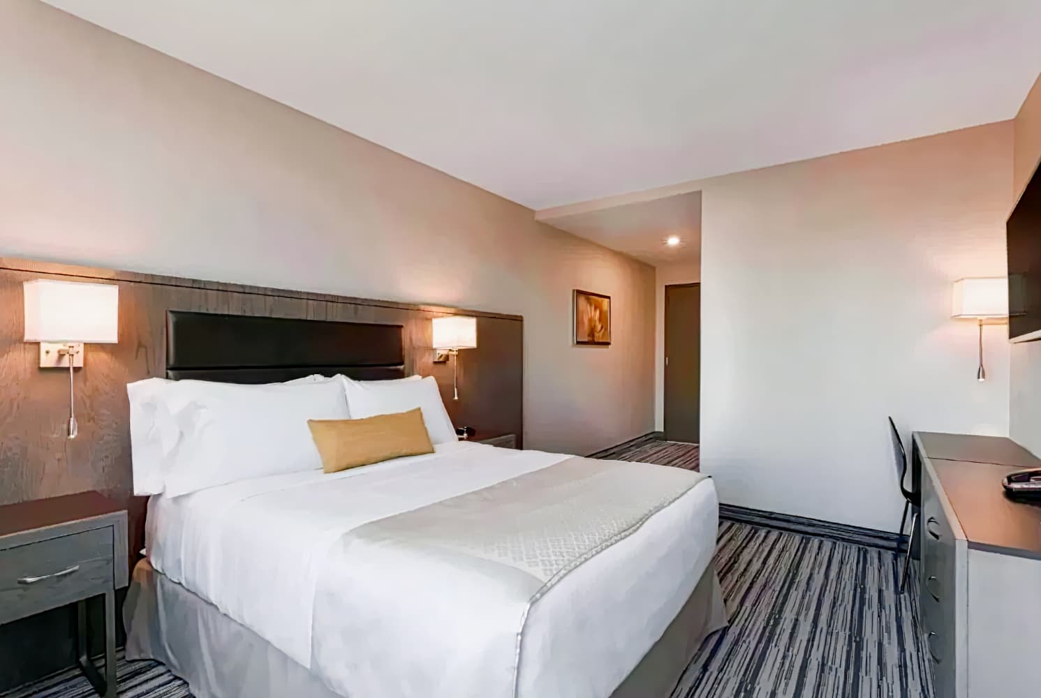 Wyndham Garden LaGuardia South