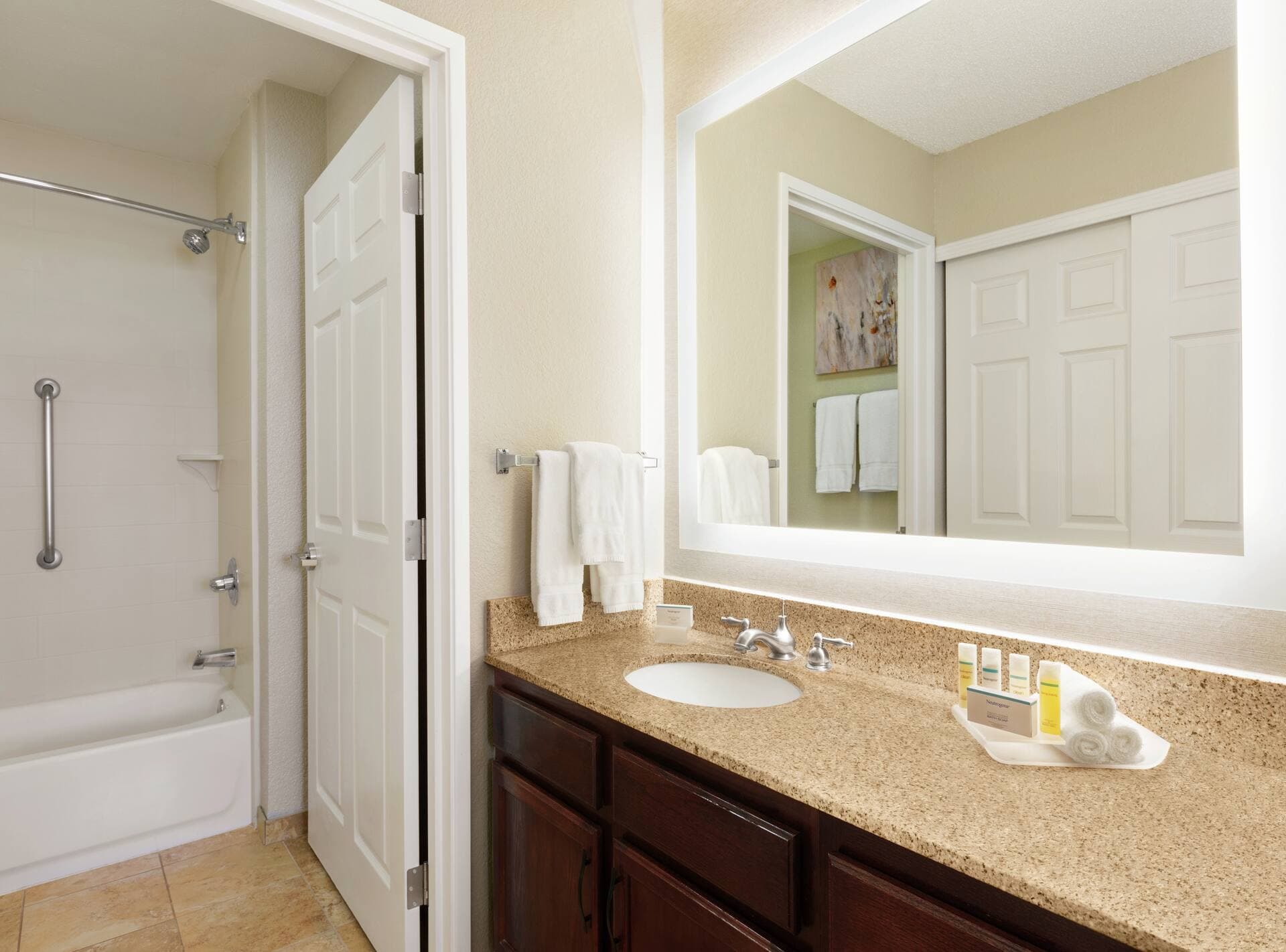 Homewood Suites by Hilton Dallas-DFW Airport N-Grapevine