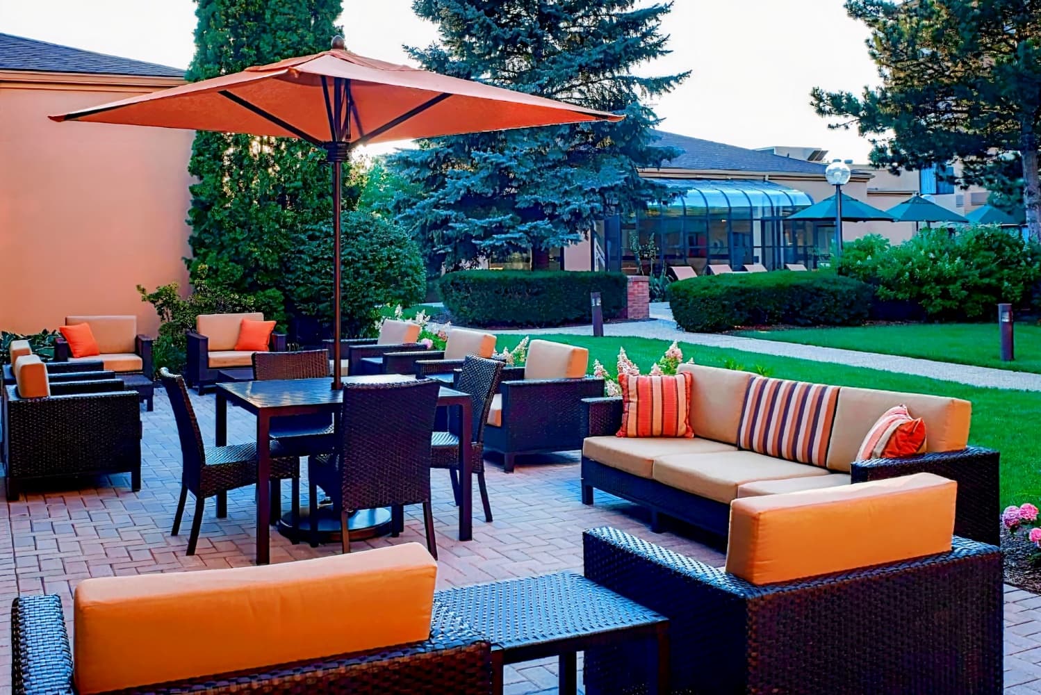 Comfort Inn and Suites Arlington Heights