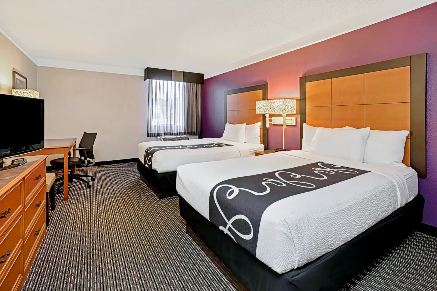 La Quinta Inn & Suites by Wyndham Tacoma - Seattle