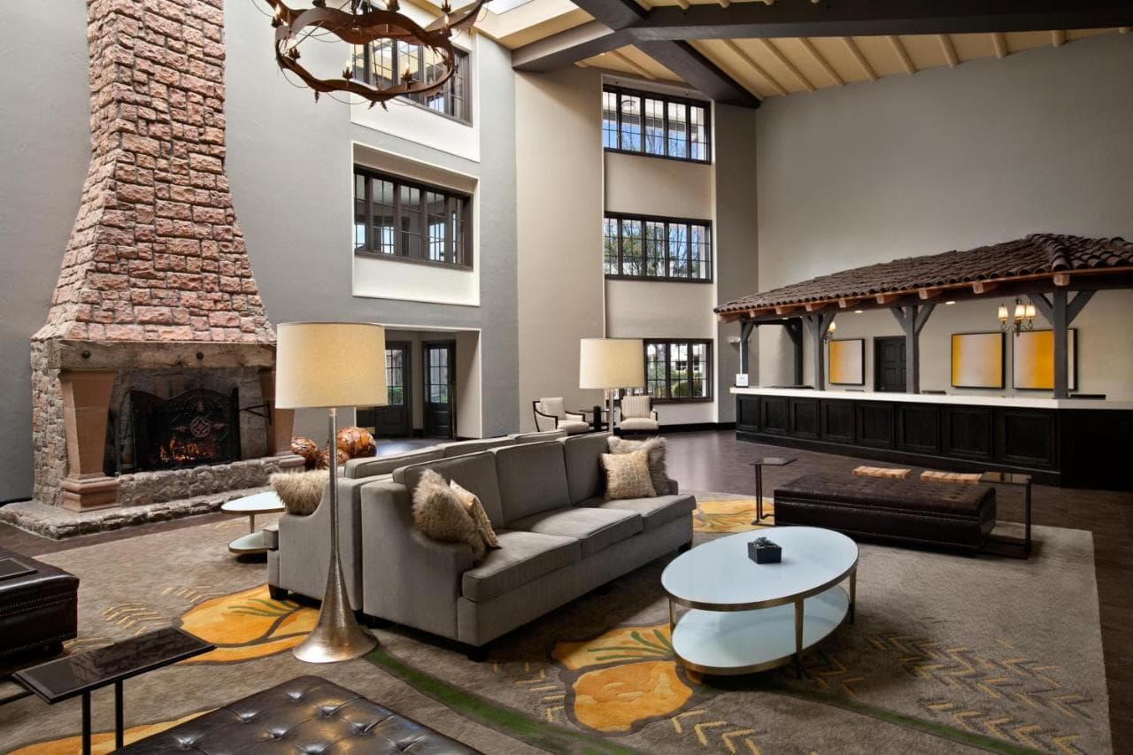 Embassy Suites by Hilton Napa Valley