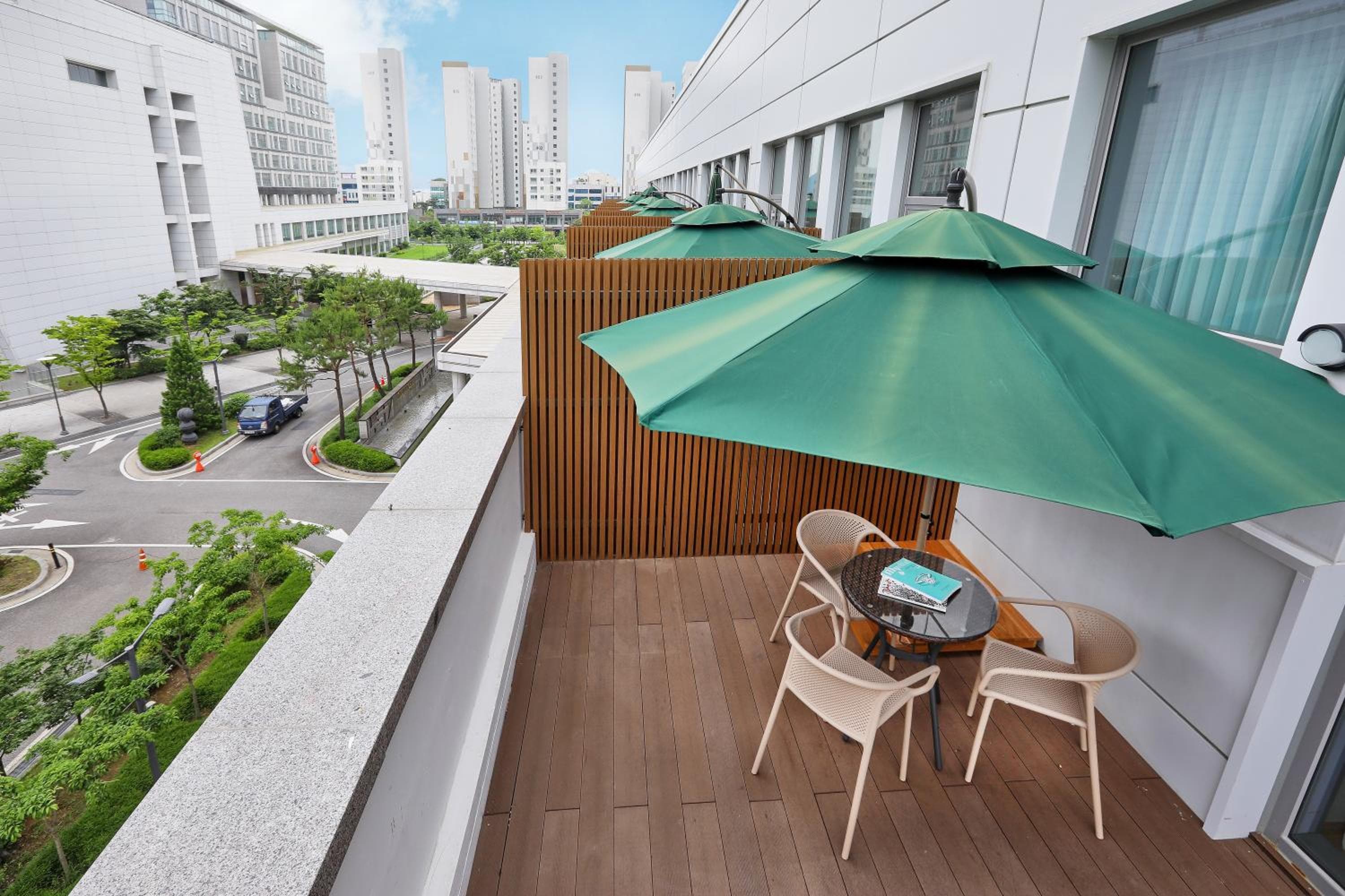 Militopia Hotel by Marine 밀리토피아 바이 마린