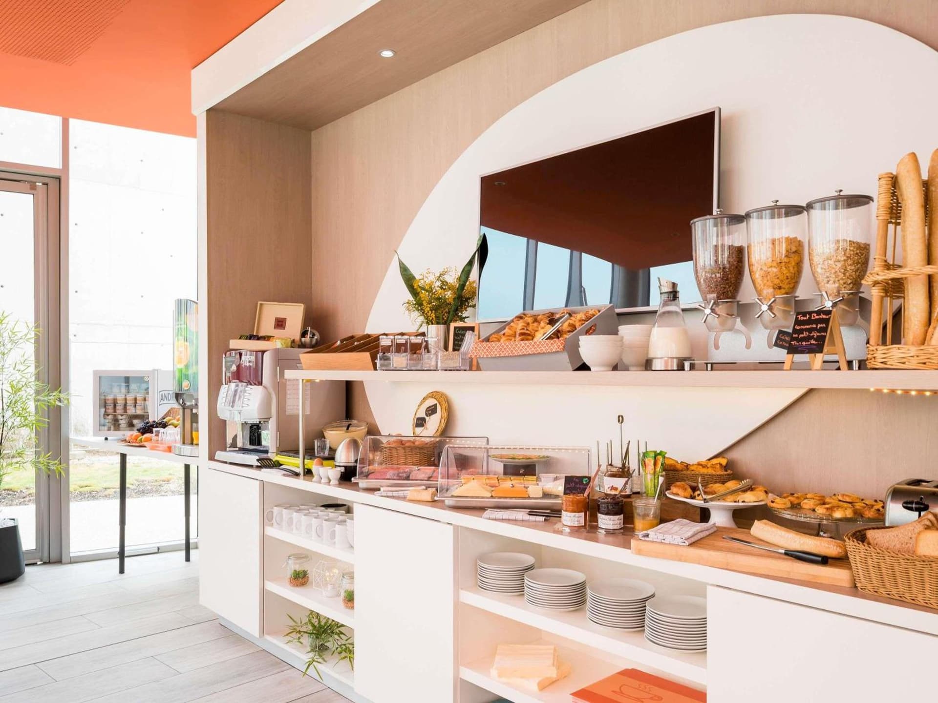 Aparthotel Adagio Access Paris Massy Gare TGV