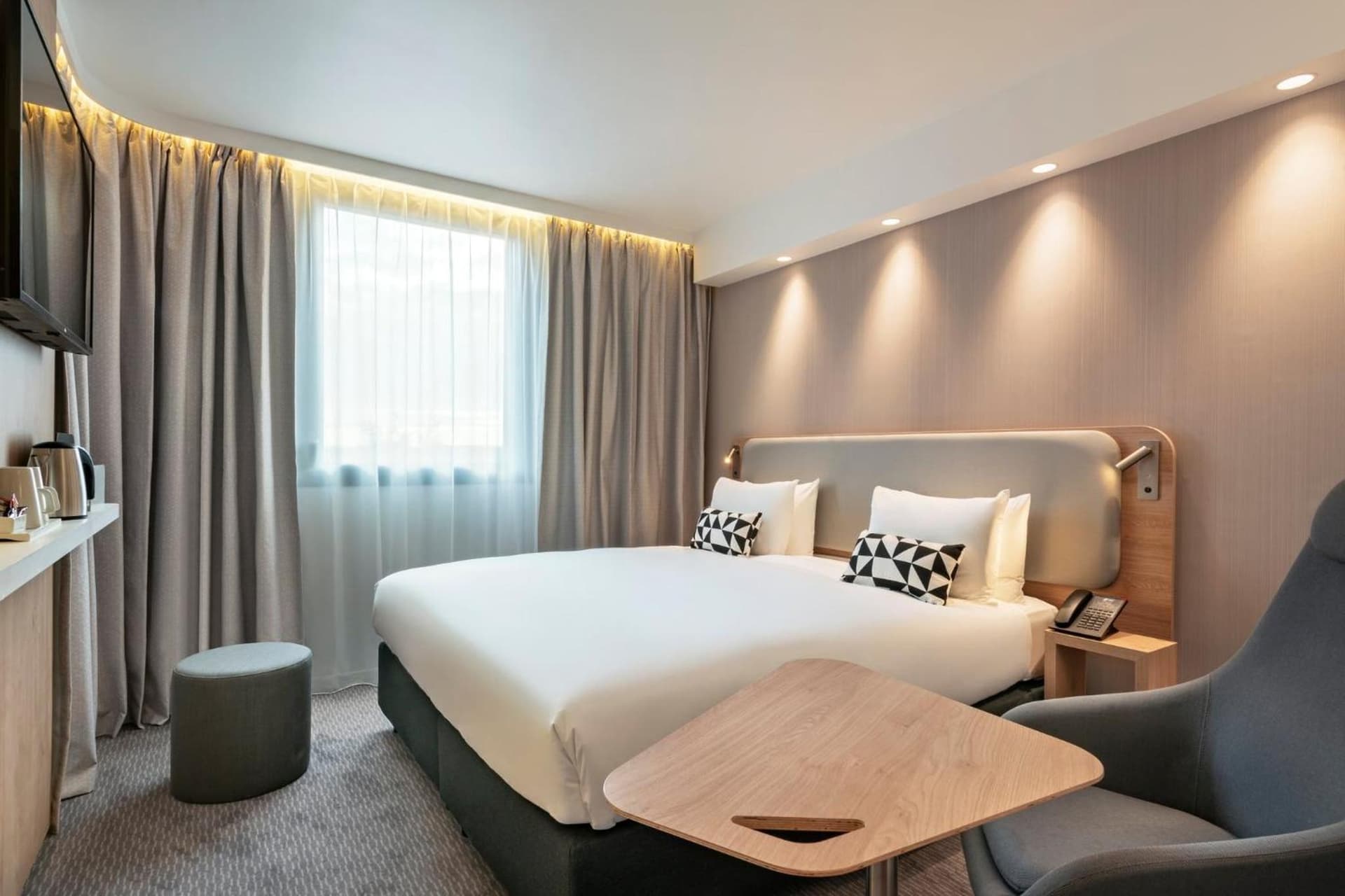 Holiday Inn Express - Marne-la-Vallée Val d'Europe, an IHG Hotel