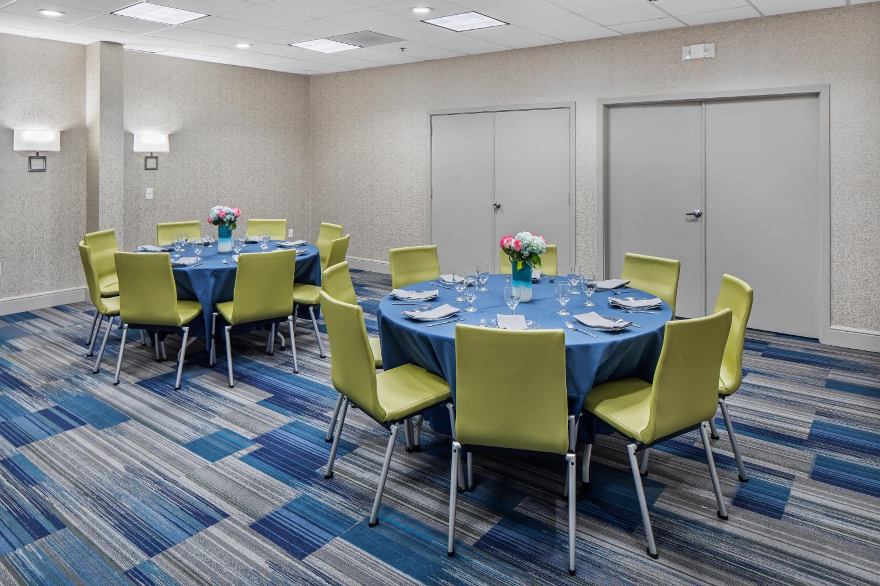 Holiday Inn Express Atlanta Airport-College Park by IHG