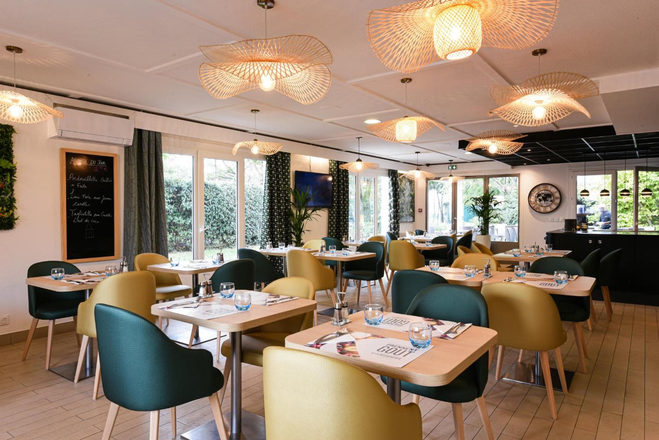 Kyriad Villeneuve Saint Georges