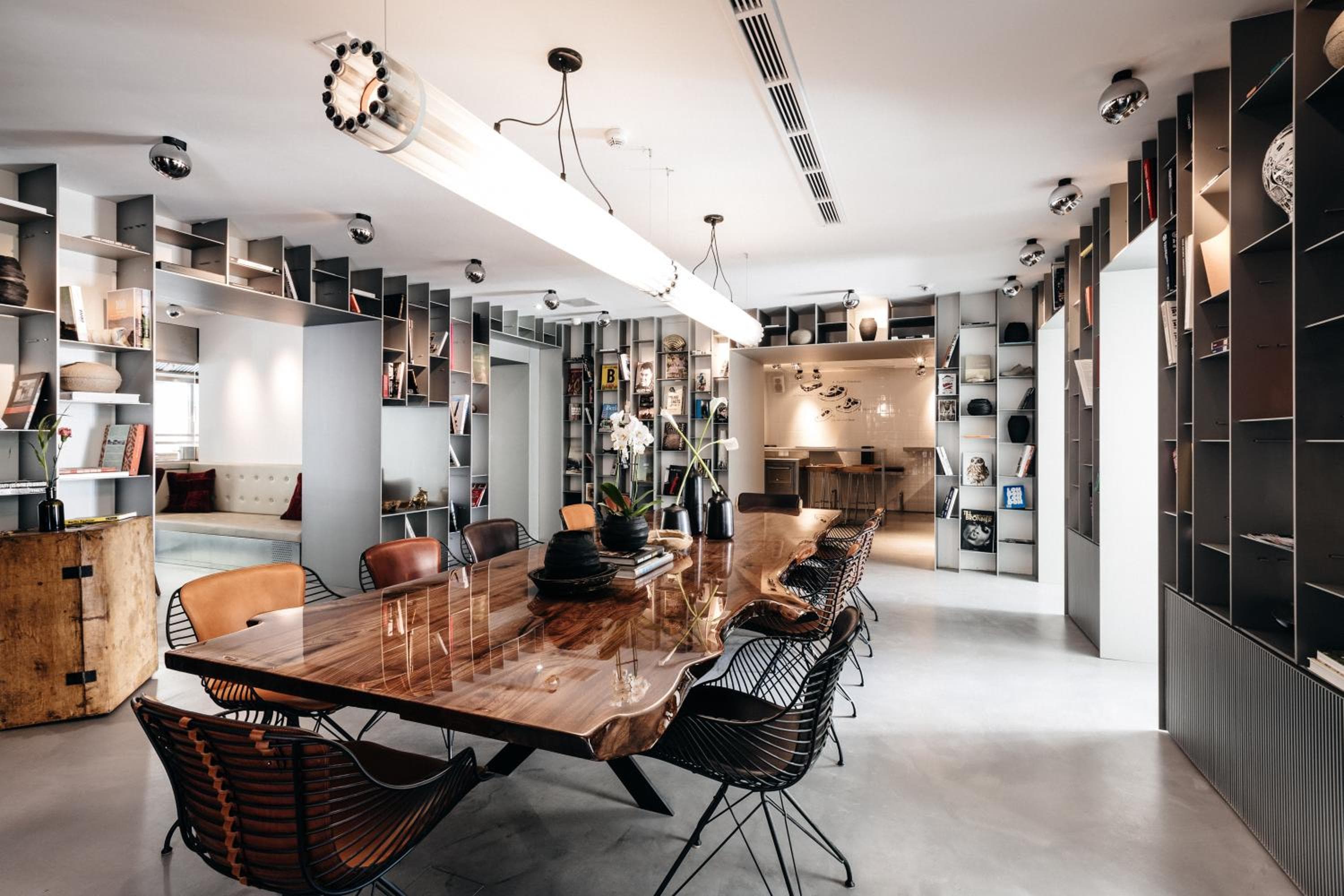 Sir Savigny Hotel, part of Sircle Collection