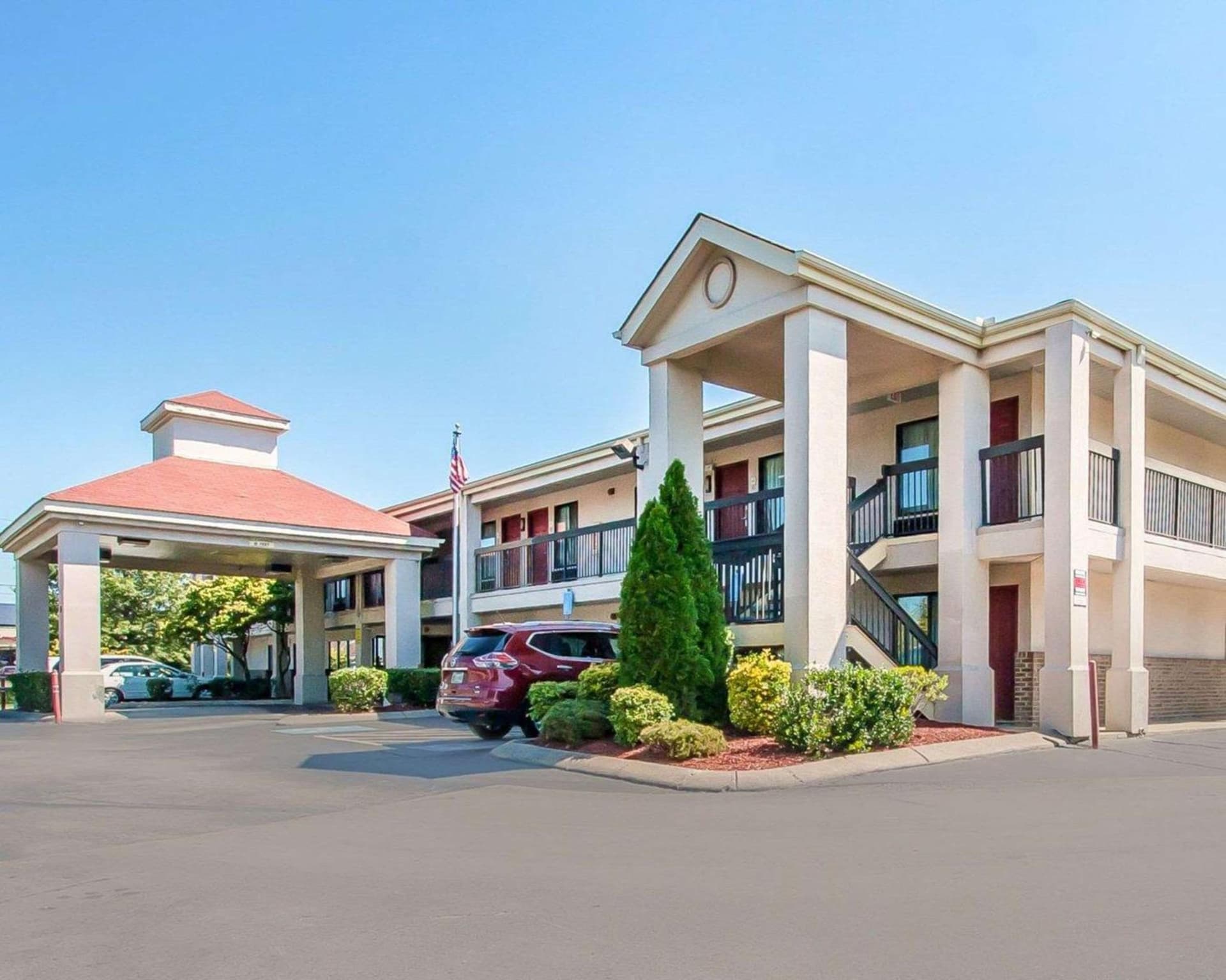 Econo Lodge Inn & Suites Murfreesboro Shopping District