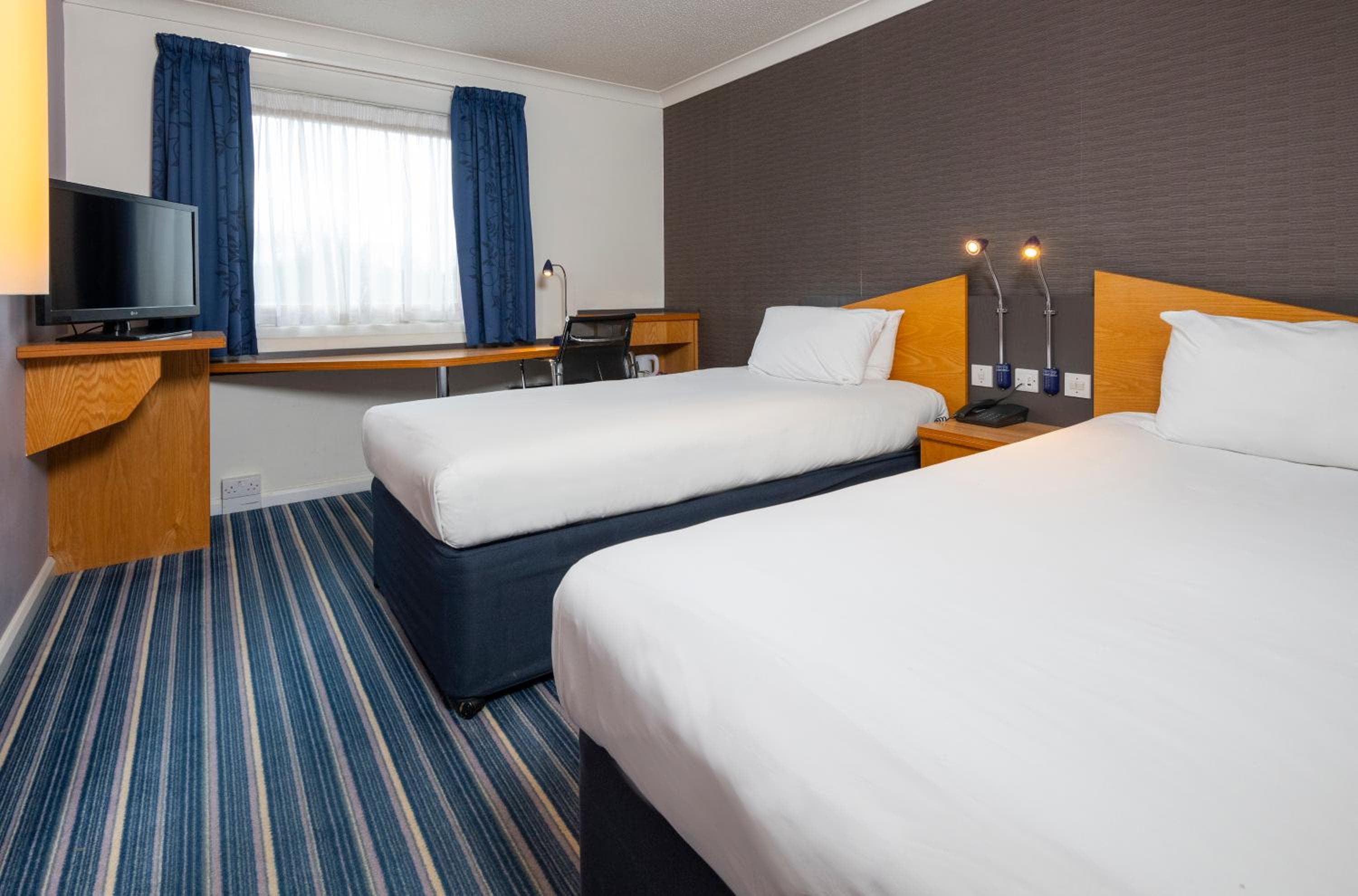 Holiday Inn Express - Bristol Filton