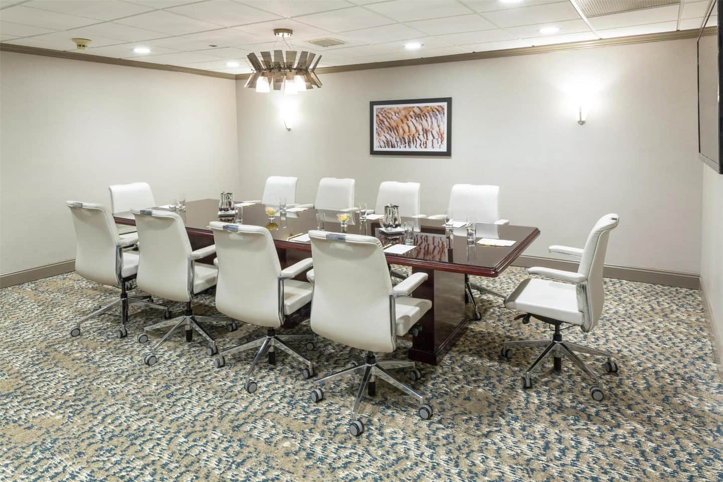 DoubleTree by Hilton Downtown Wilmington - Legal District