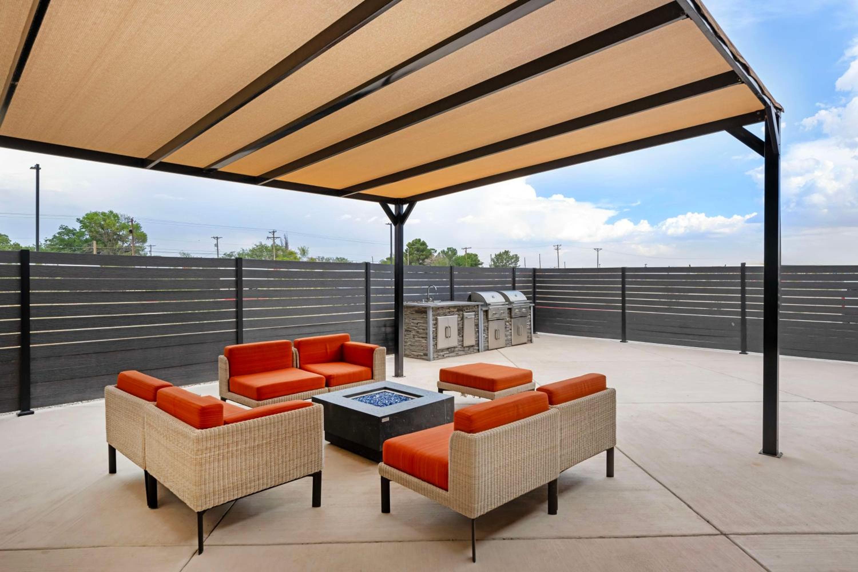 Best Western Plus Executive Residency Carlsbad Hotel