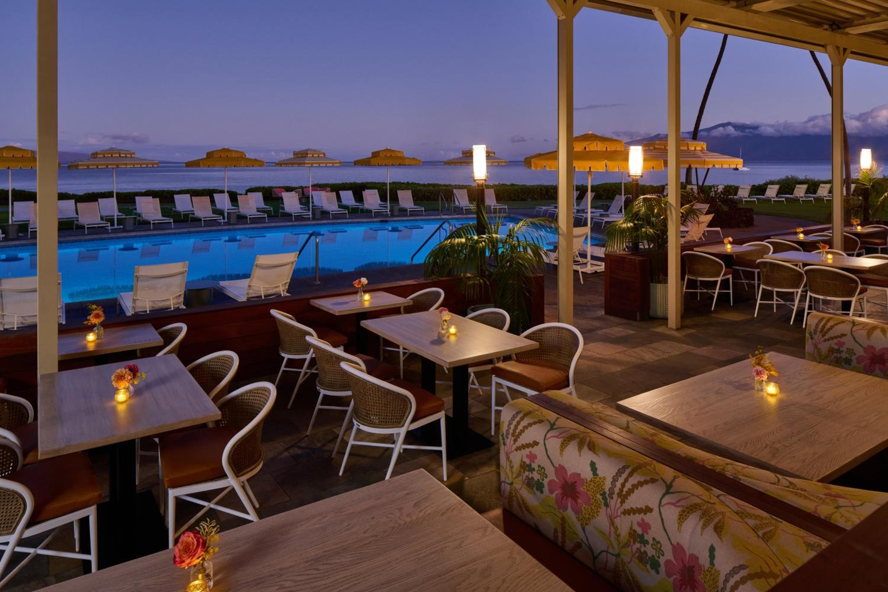 Royal Lahaina Resort & Bungalows