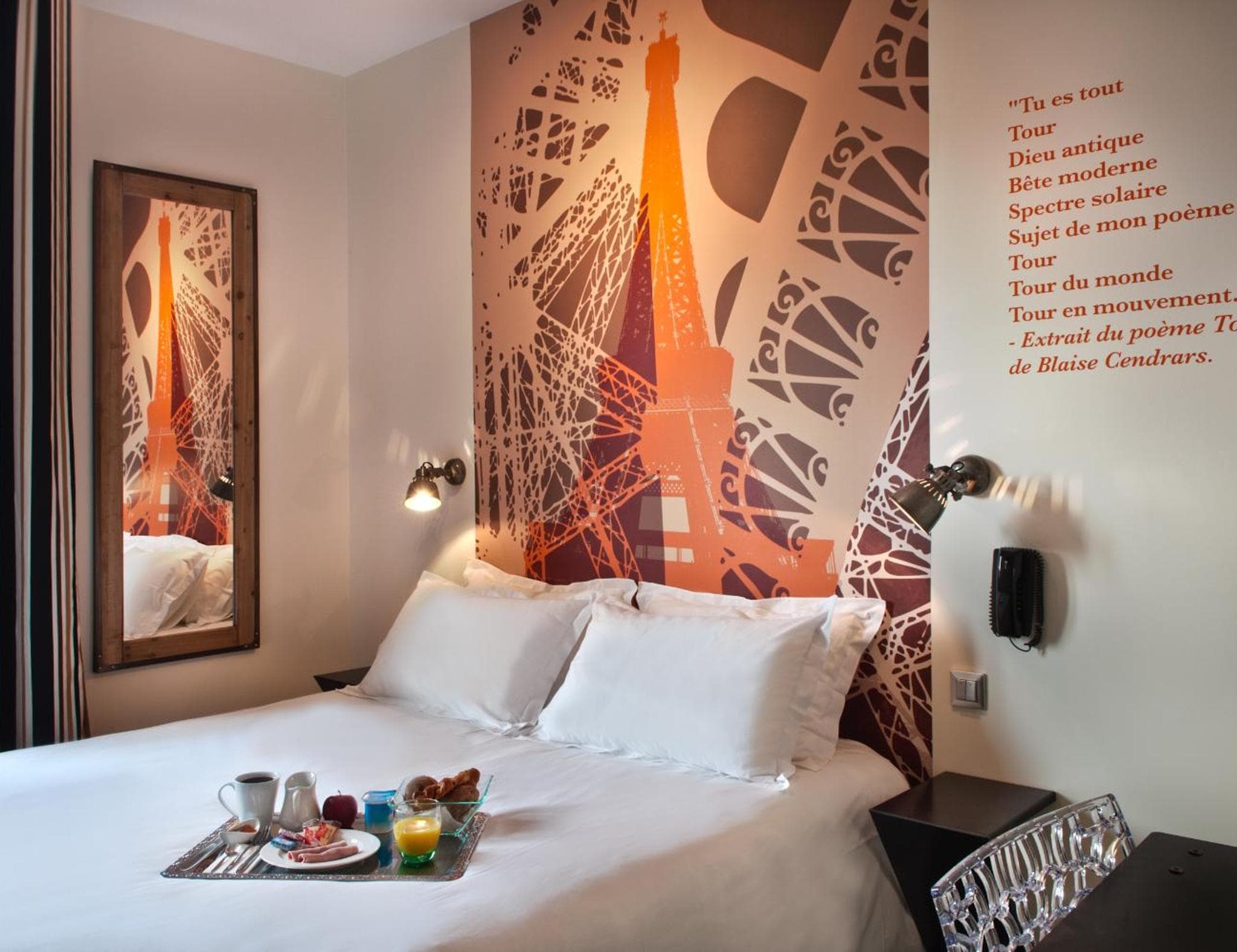 Hôtel Alpha Paris Eiffel by Patrick Hayat