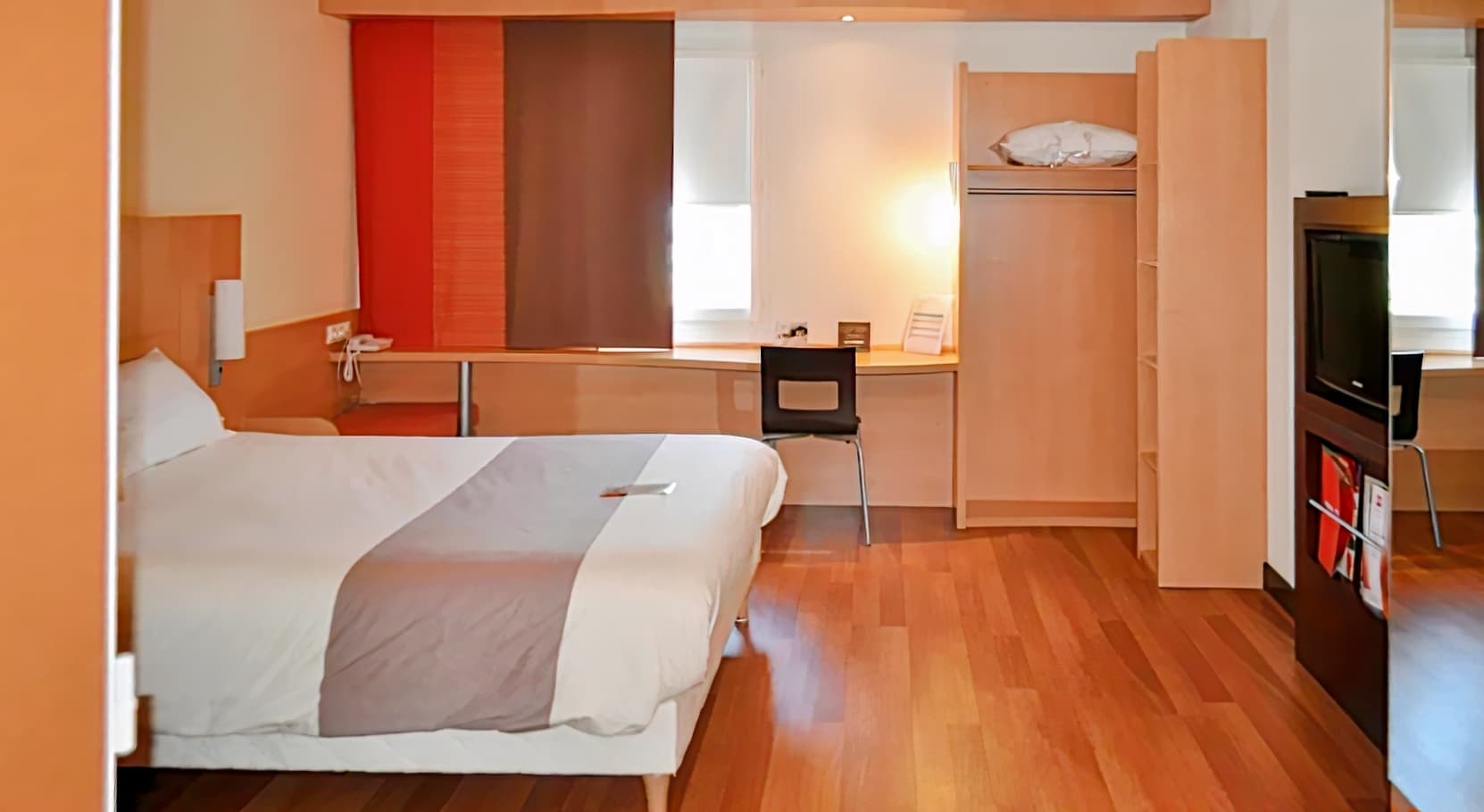 ibis Istres Trigance